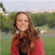 Laureata in Farmacia offre ripetizioni di chimica, biologia, biochimica e scienze per studenti delle superiori o universitari